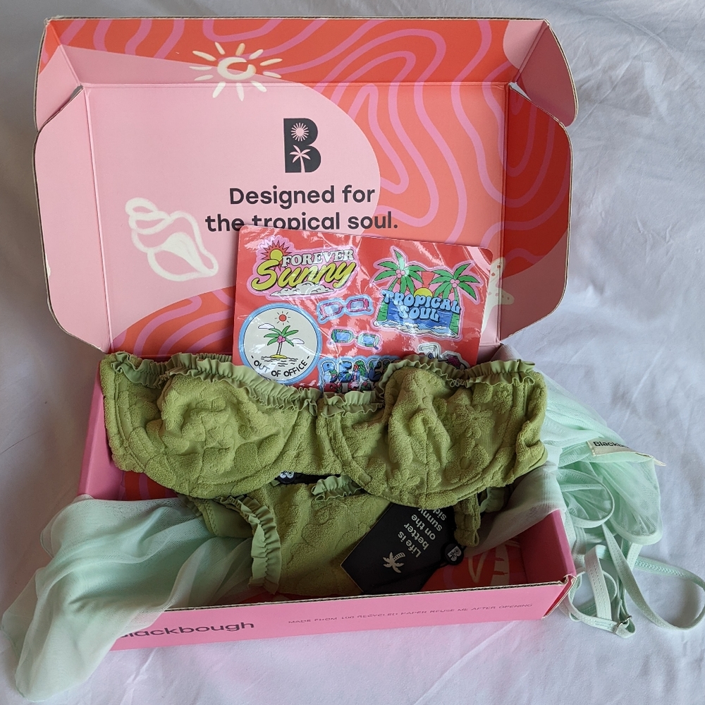 Blackbough Matcha Amelia Set + Cover-up